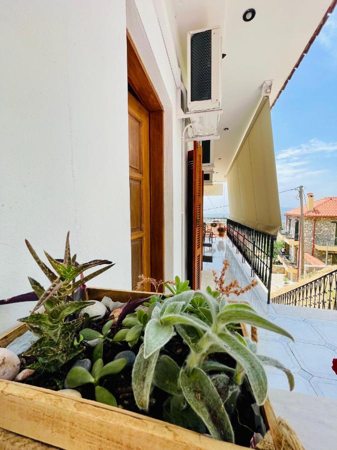 Mavrommátion Guesthouse Lykourgos מראה חיצוני תמונה